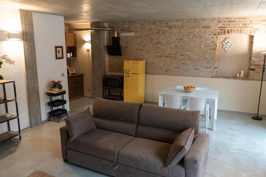 Apartmán Centro Storico Recinto Dei Nobili 2-Private Parking Asti Exteriér fotografie